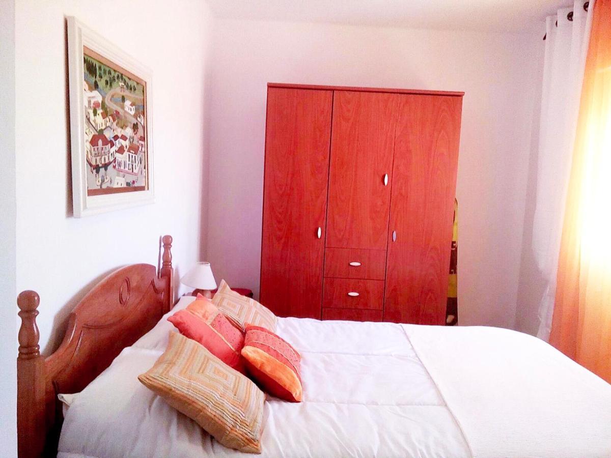 Practico Apartamento A 5 Min Andando De Gibraltar Y El Centro, Frente Al Mar ลาลิเนียเดลากอนเซ็ปซีออน ภายนอก รูปภาพ