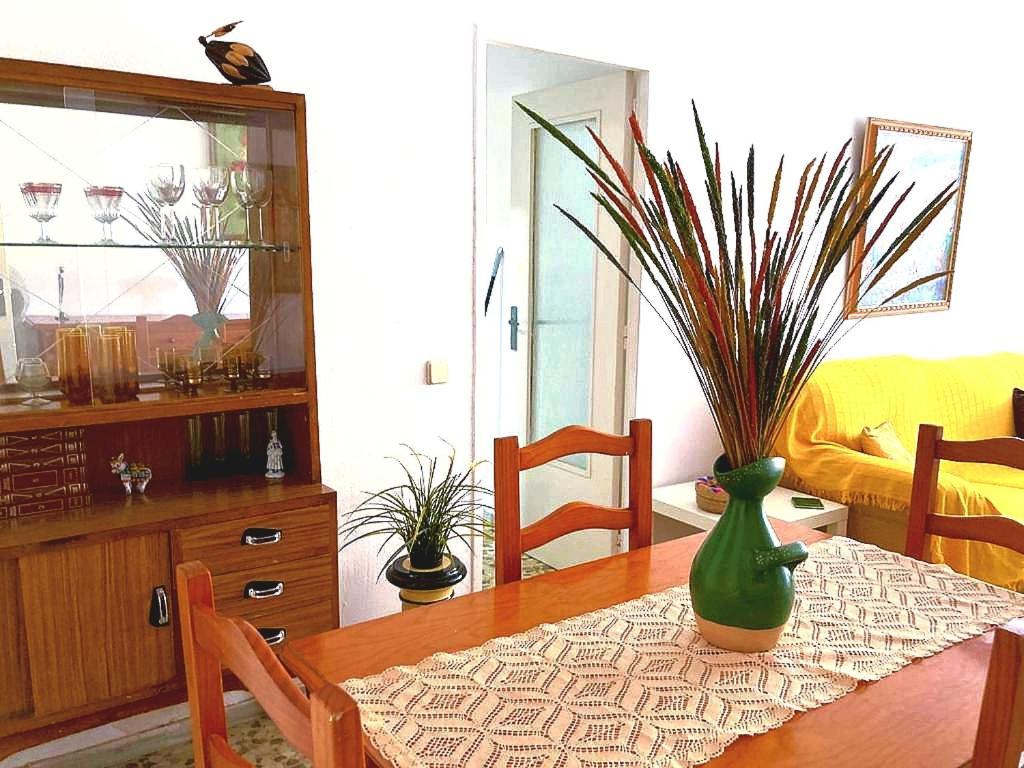 Practico Apartamento A 5 Min Andando De Gibraltar Y El Centro, Frente Al Mar ลาลิเนียเดลากอนเซ็ปซีออน ภายนอก รูปภาพ